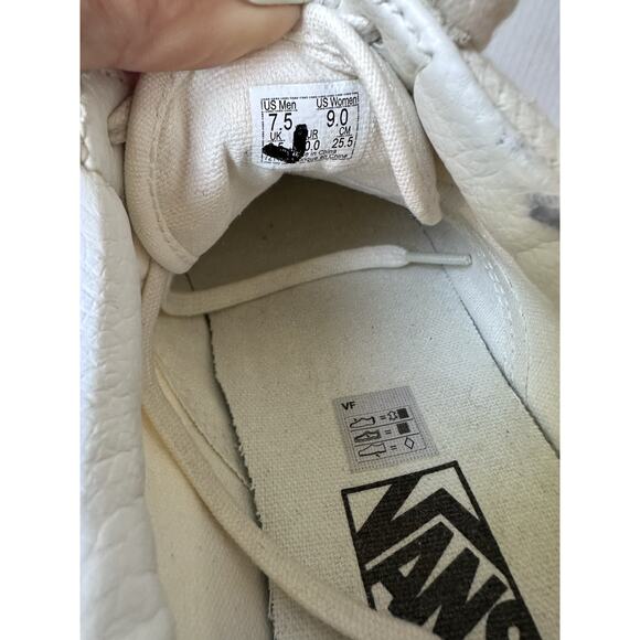 Size 7.5 - VANS Men’s Old Skool Casual Sneakers Textile/Suede Cream - Picture 14 of 16